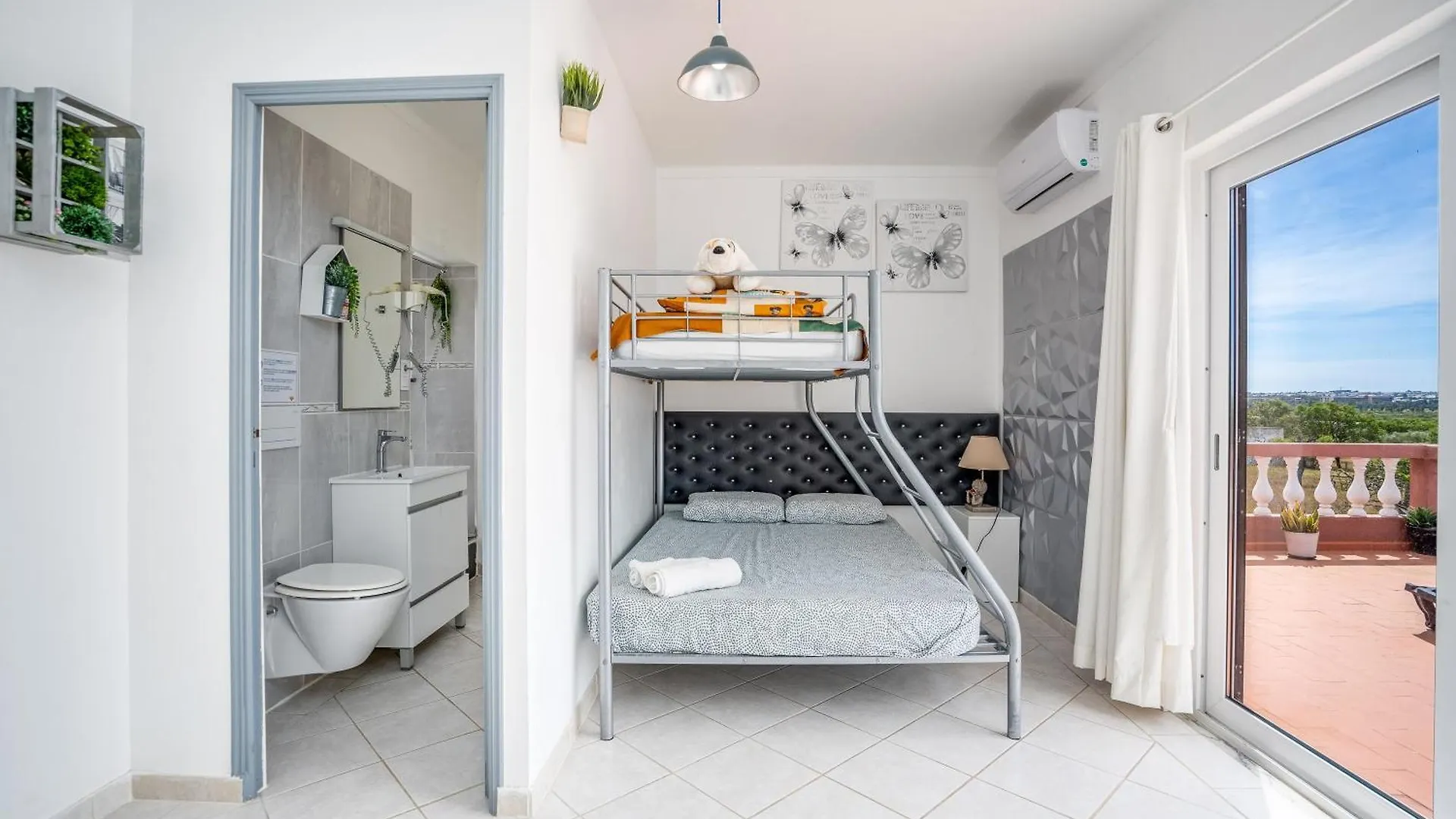 Villa Paradis - Quartos Pera 0*,  Portugal