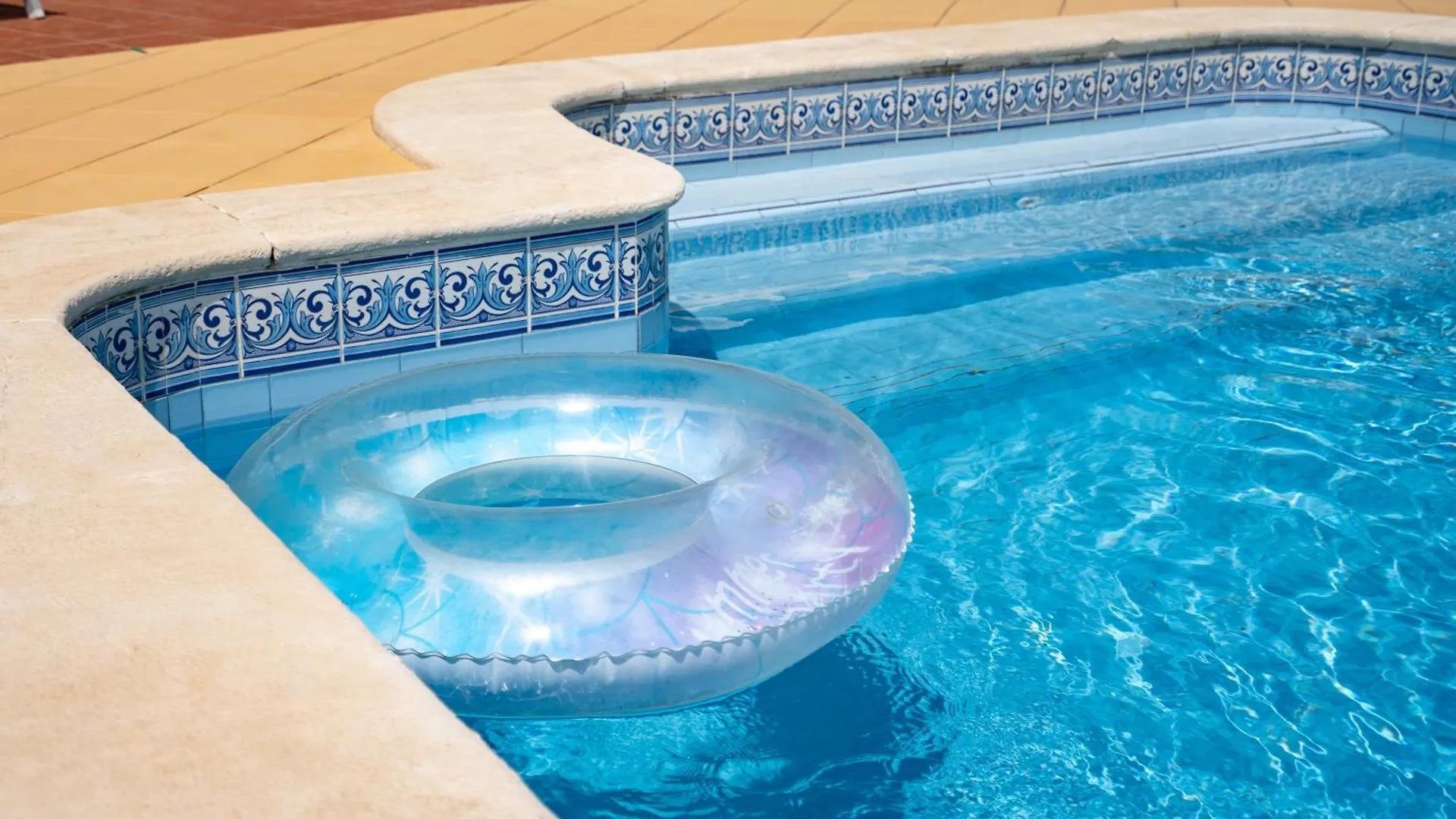 Villa Paradis - Quartos Pêra